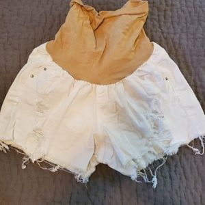 Jessica Simpson maternity shorts